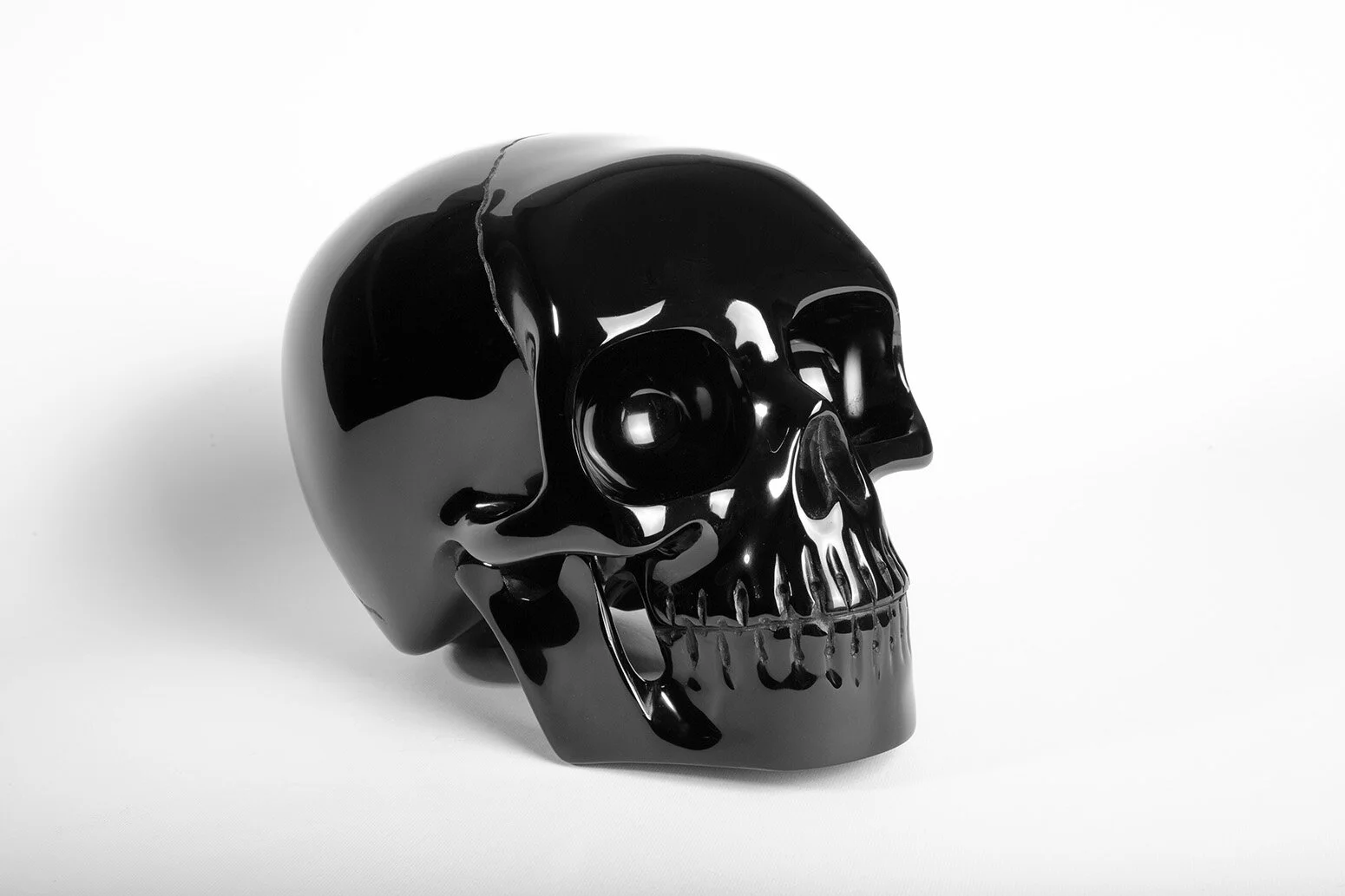 Obsidian Skull Mictlan — Marion Friedmann Gallery - Design as